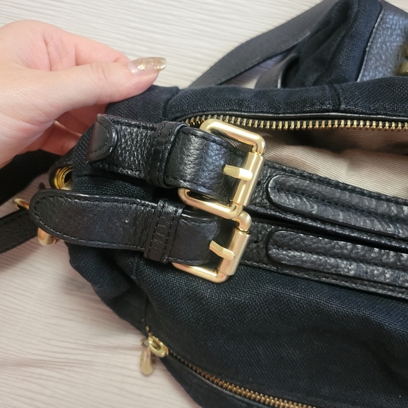 BCBGMaxAzria Black Linen Hobo Bag with Gold Hardware - Picture 4 of 16